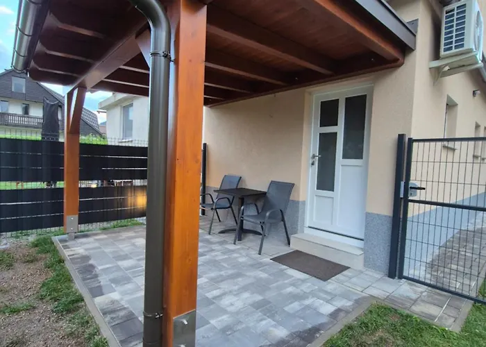 Petra מויסטראנה